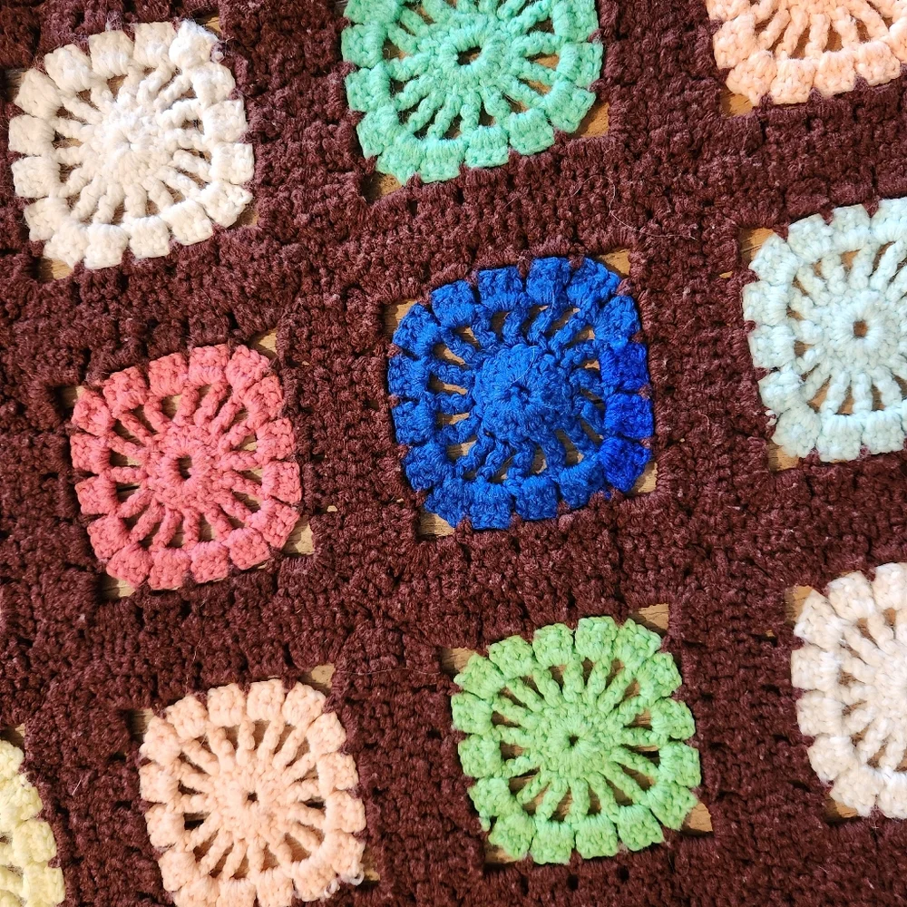 Granny Square Afghan Homemade Crochet Blanket Roseanne Style 36